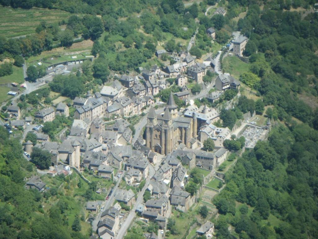 Maison De Campagne Senergues Exterior foto